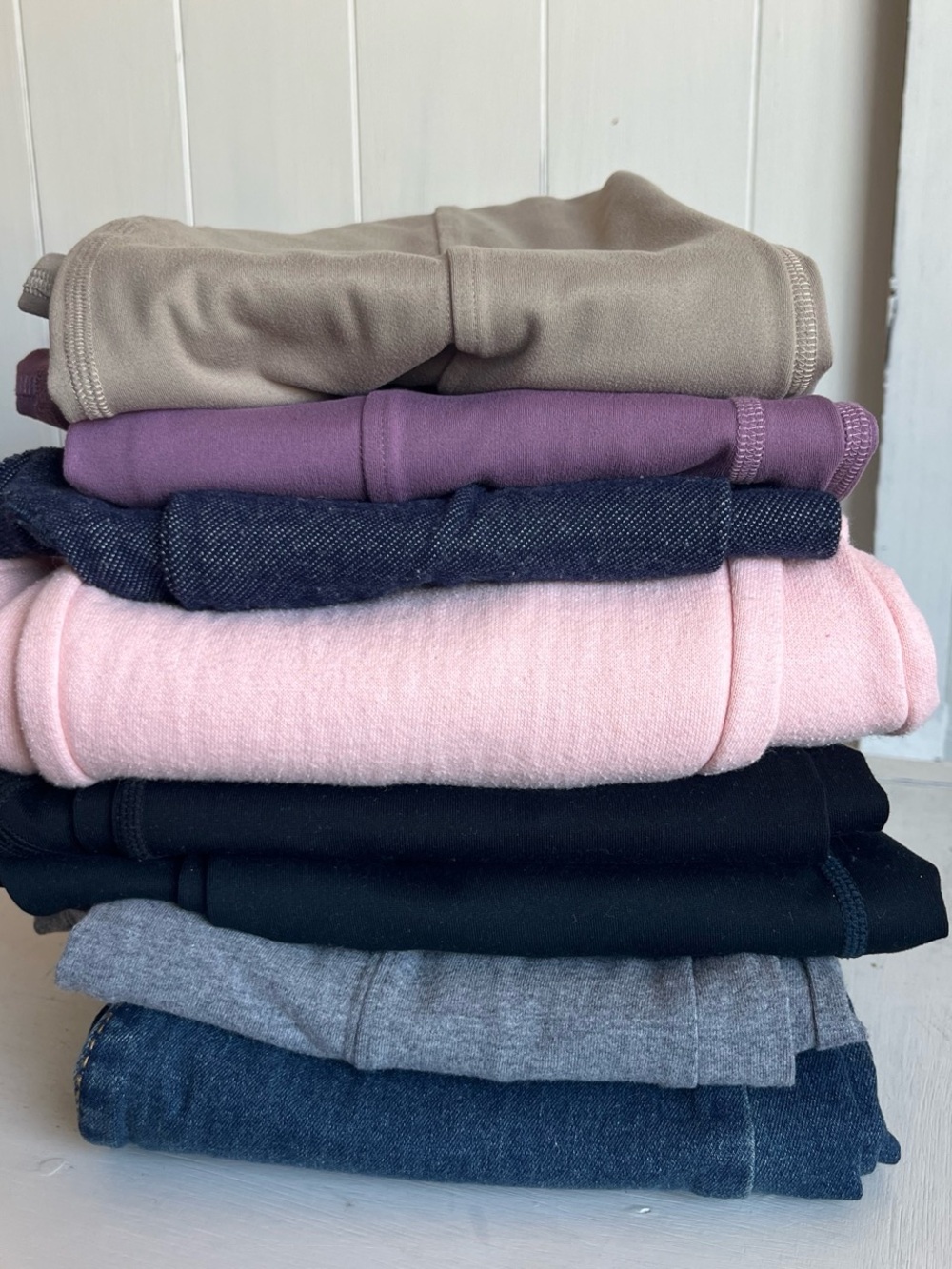Abercrombie & Fitch Pink Crewneck Sweater